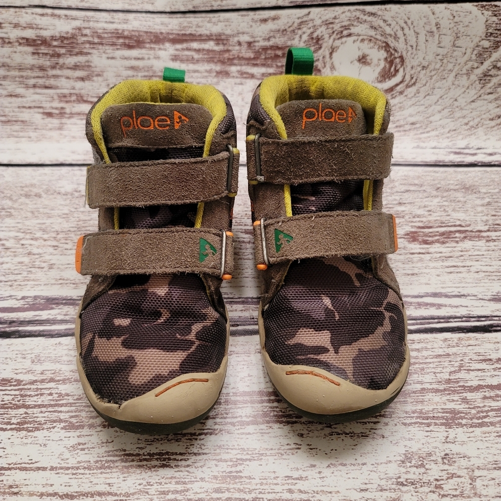 PLAE camo velcro high top shoe toddler size 11